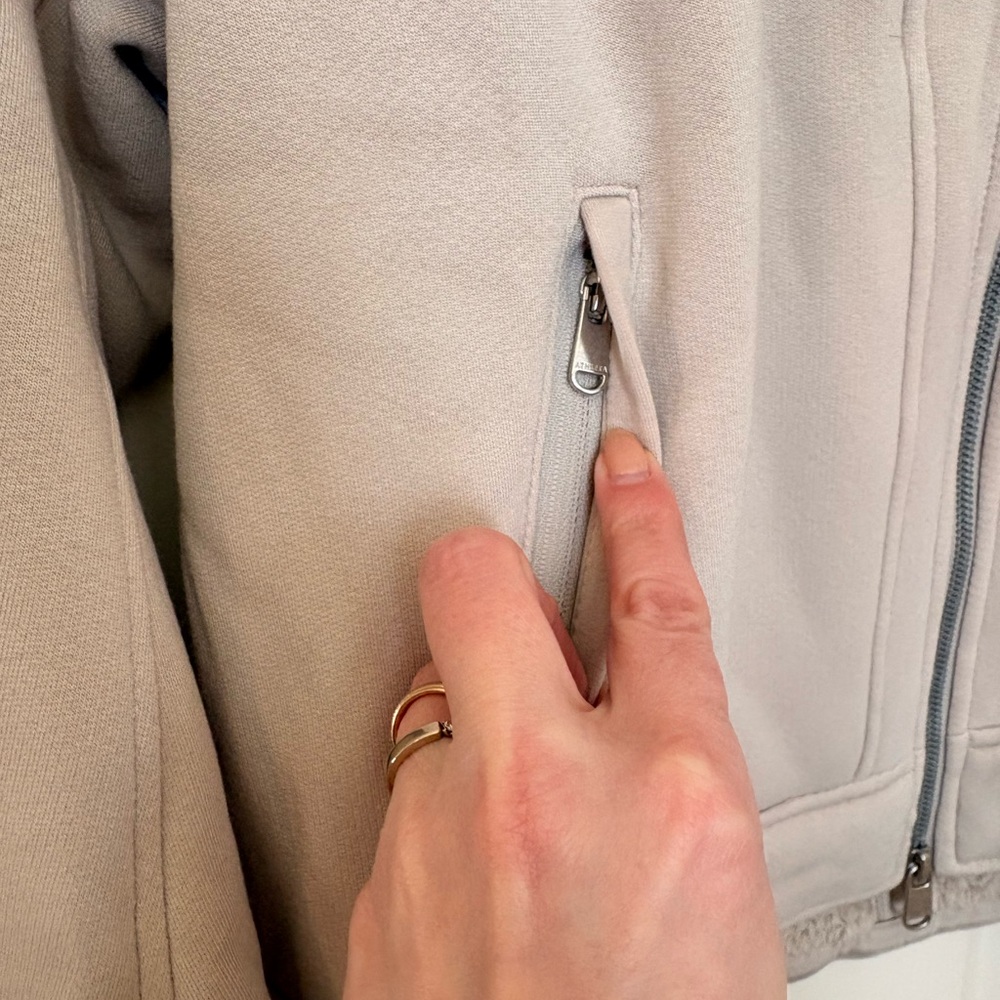 NEW! Athleta Cream Tan Westbound Sherpa Jacket - Picture 5 of 10